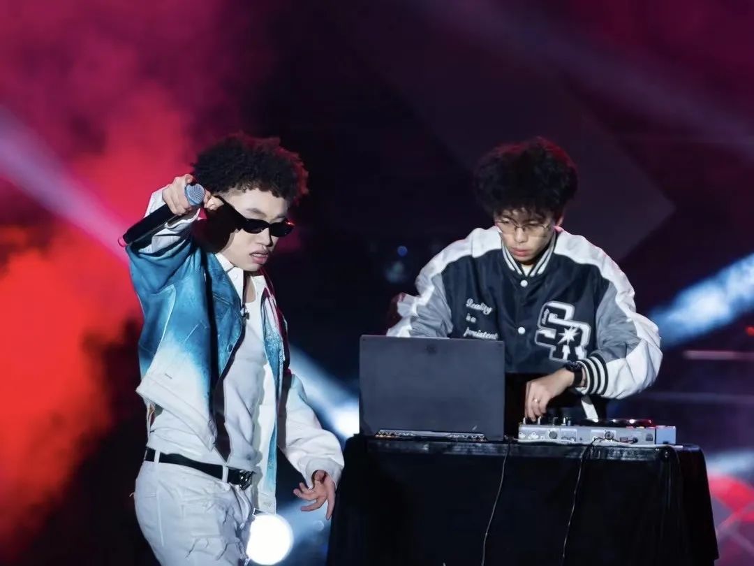 DJ Party